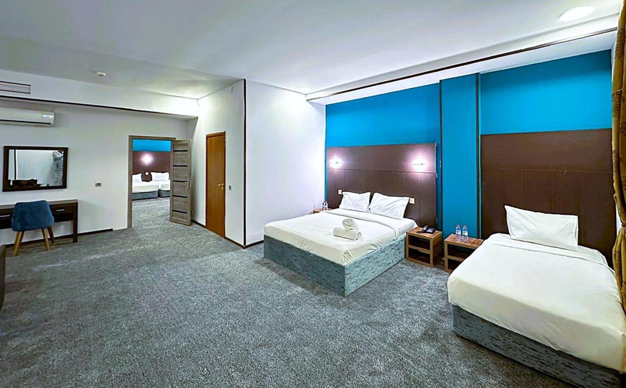 Crossway Hotel Masazir Eksteriør bilde