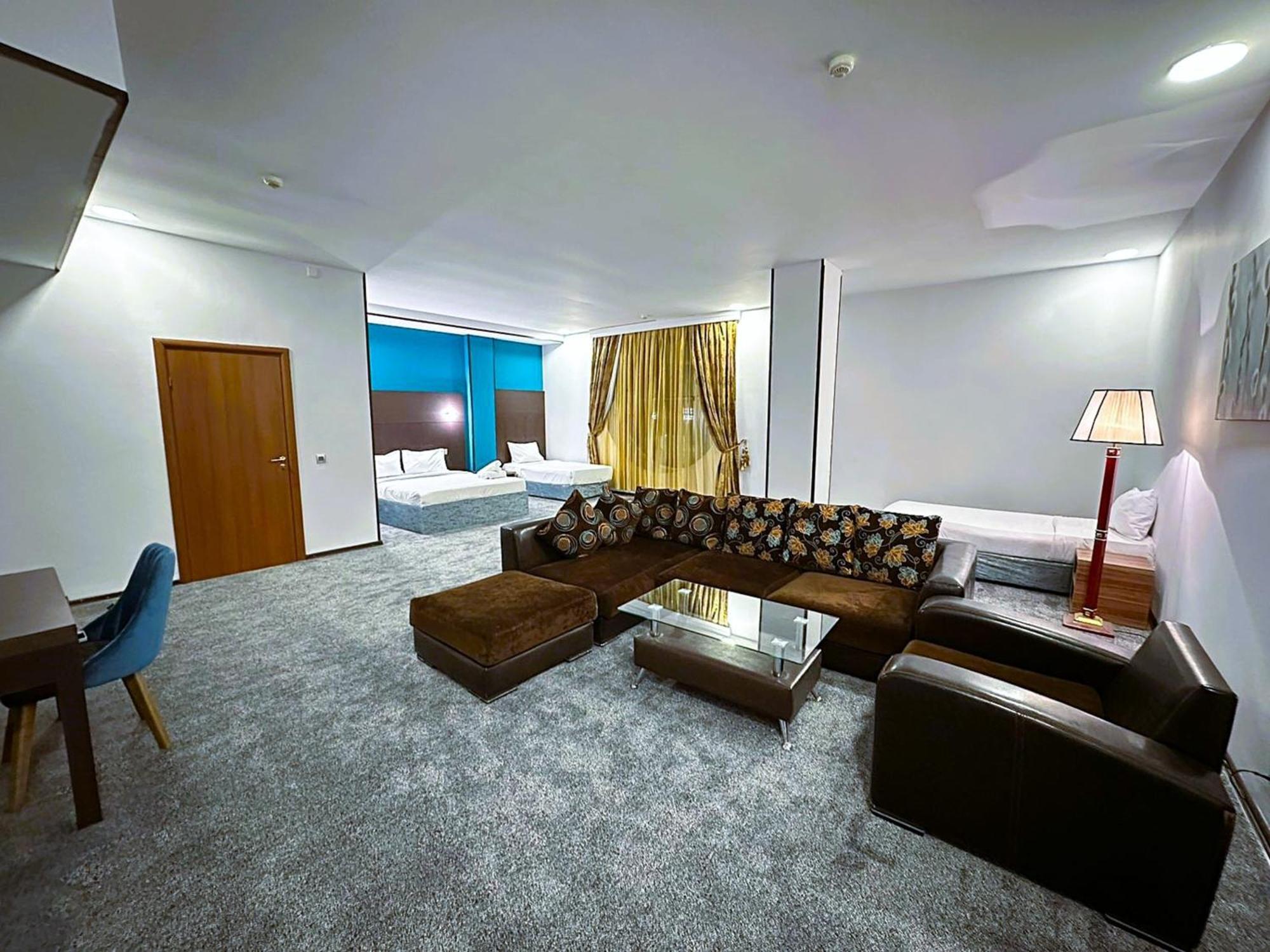Crossway Hotel Masazir Eksteriør bilde